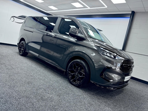 Used Ford Tourneo Custom 2024 for sale - 76306591: Photo 1