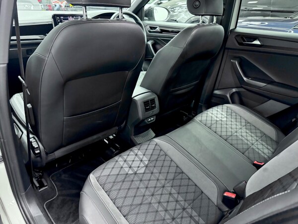 Used Volkswagen T-Roc 2023 for sale - 76084488: Photo 30