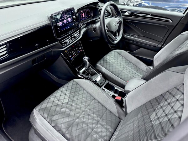 Used Volkswagen T-Roc 2023 for sale - 76084488: Photo 45