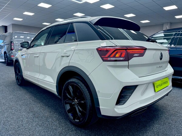 Used Volkswagen T-Roc 2023 for sale - 76084488: Photo 4