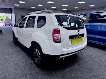 Used Dacia Duster 2017 for sale - 78504124: Photo