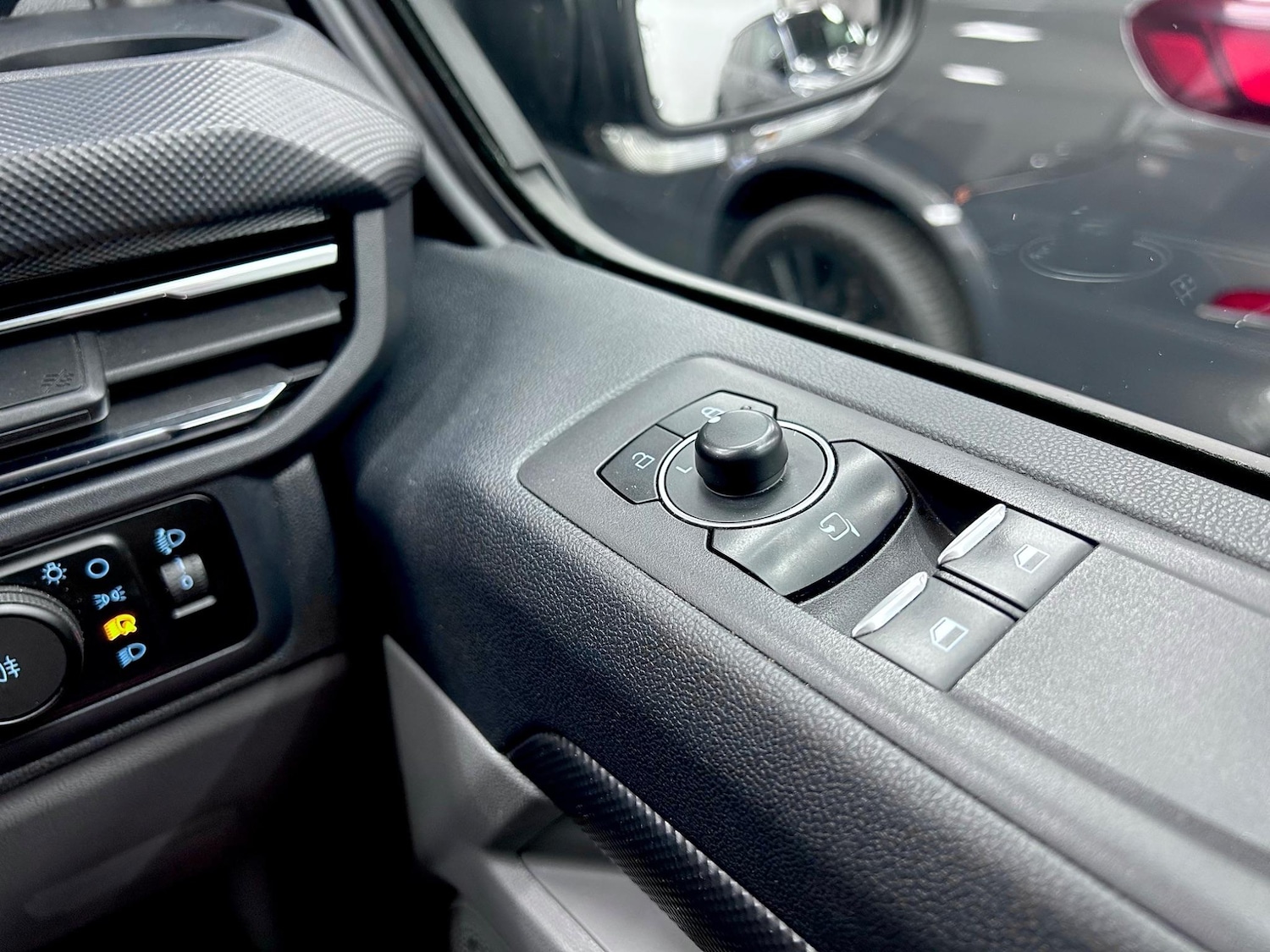 Used Ford Transit Custom 2024 for sale - 76912676: Photo 19