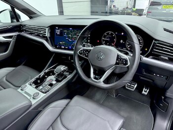 Used Volkswagen Touareg 2023 for sale - 75431597: Photo