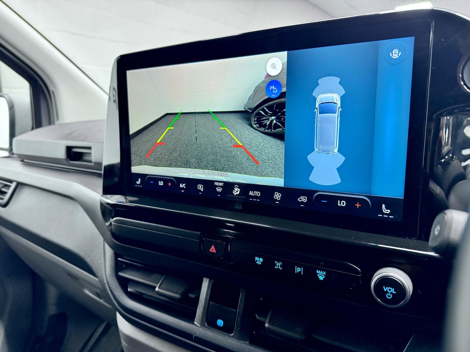 Used Ford Transit Custom 2024 for sale - 76886124: Photo 10