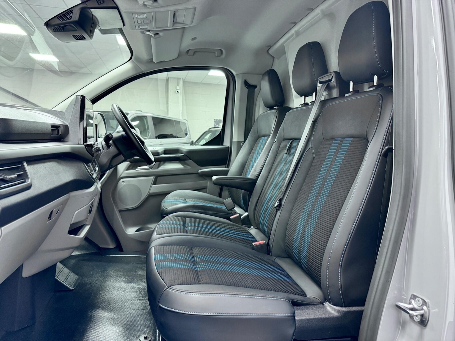 Used Ford Transit Custom 2024 for sale - 76886124: Photo 12
