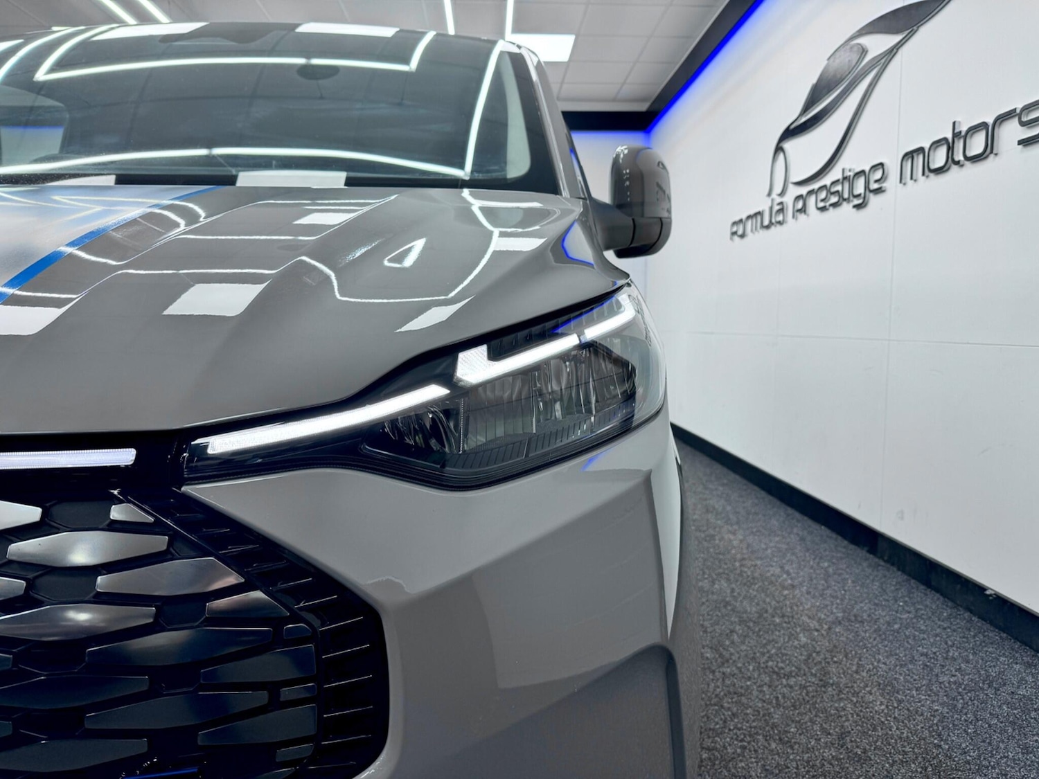 Used Ford Transit Custom 2024 for sale - 76886124: Photo 2