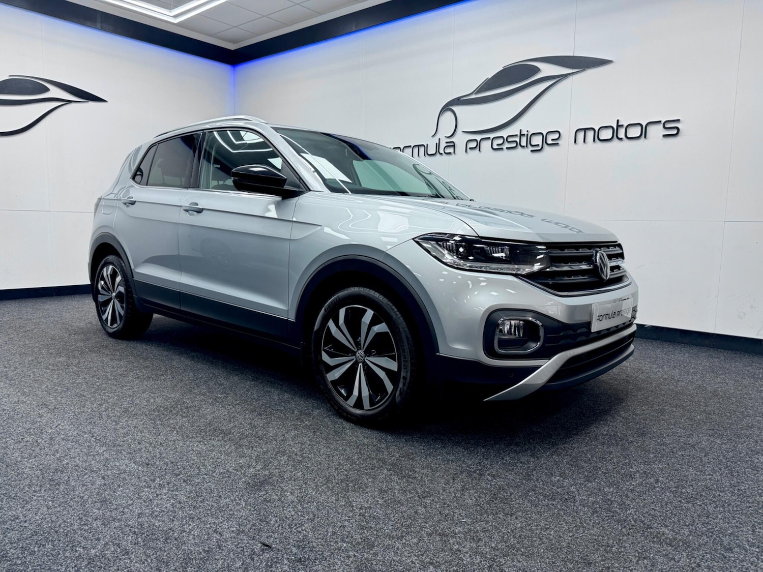 Used Volkswagen T-Cross 2019 for sale - 76137445: Photo 1