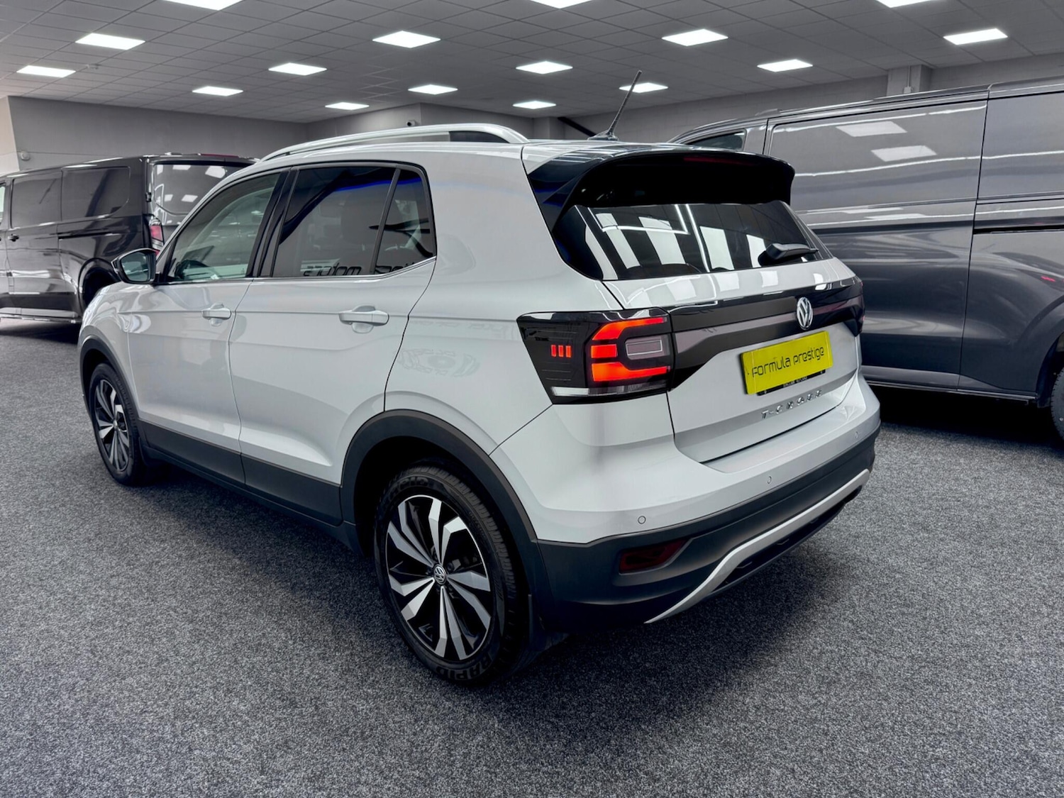 Used Volkswagen T-Cross 2019 for sale - 76137445: Photo 10