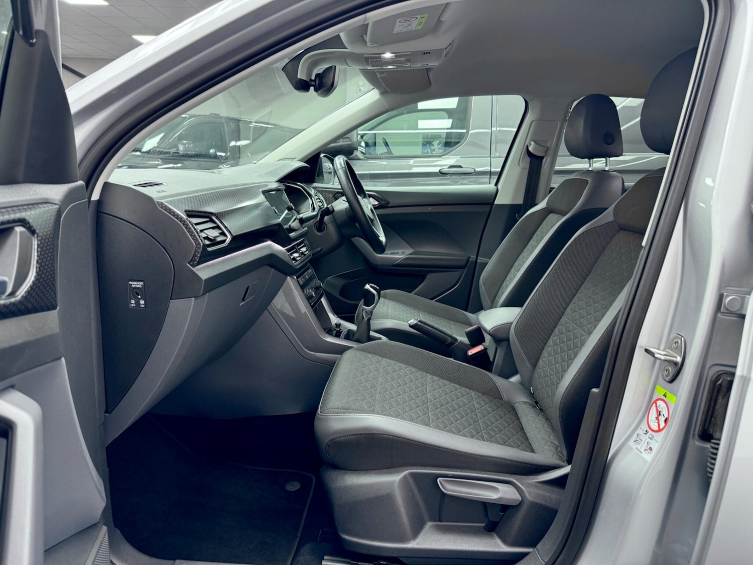Used Volkswagen T-Cross 2019 for sale - 76137445: Photo 11