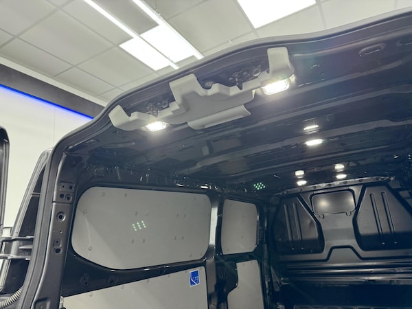 Used Ford Transit Custom 2024 for sale - 76060890: Photo 32