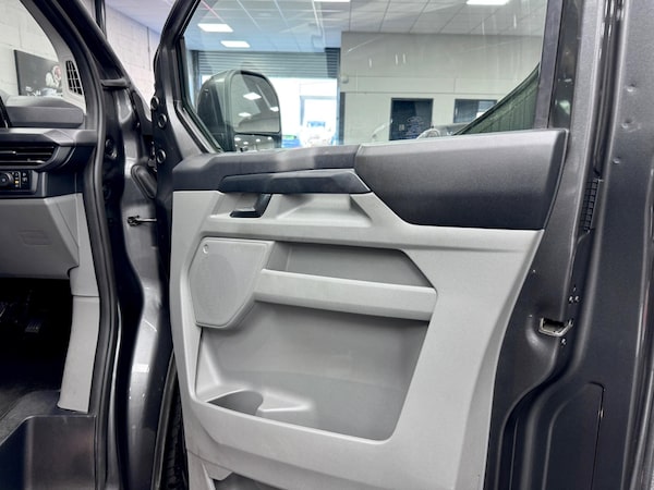 Used Ford Transit Custom 2024 for sale - 76060890: Photo 38