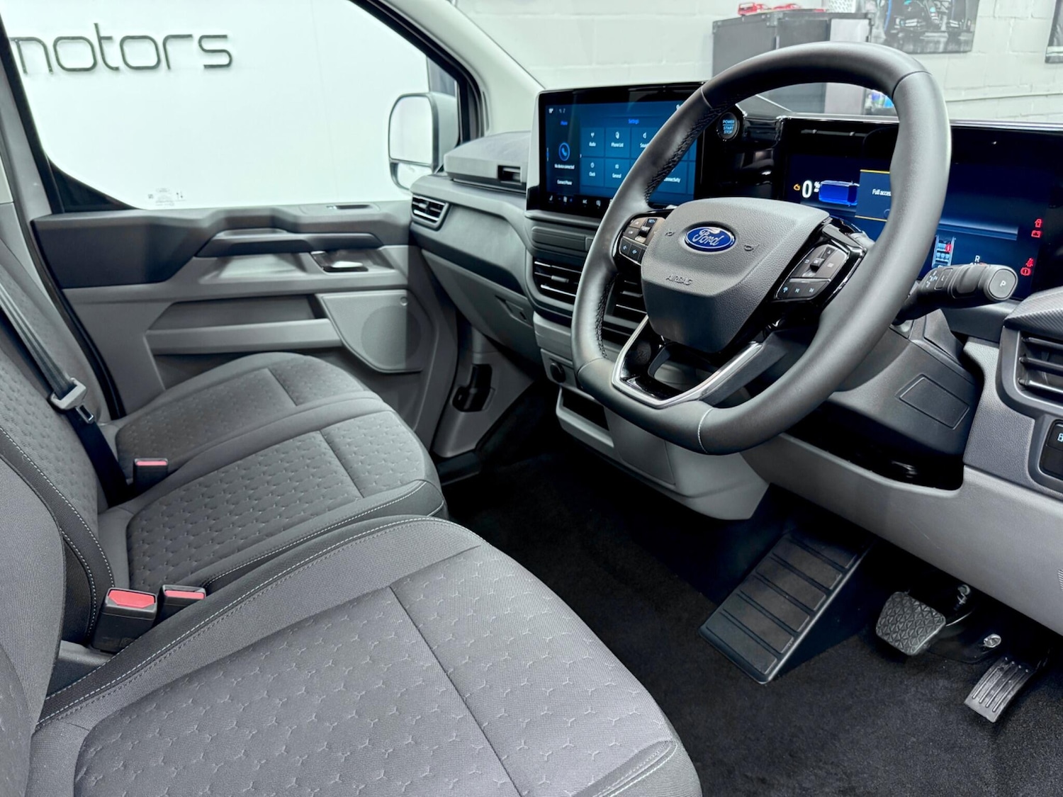 Used Ford Transit Custom for sale - 77550786: Photo 5