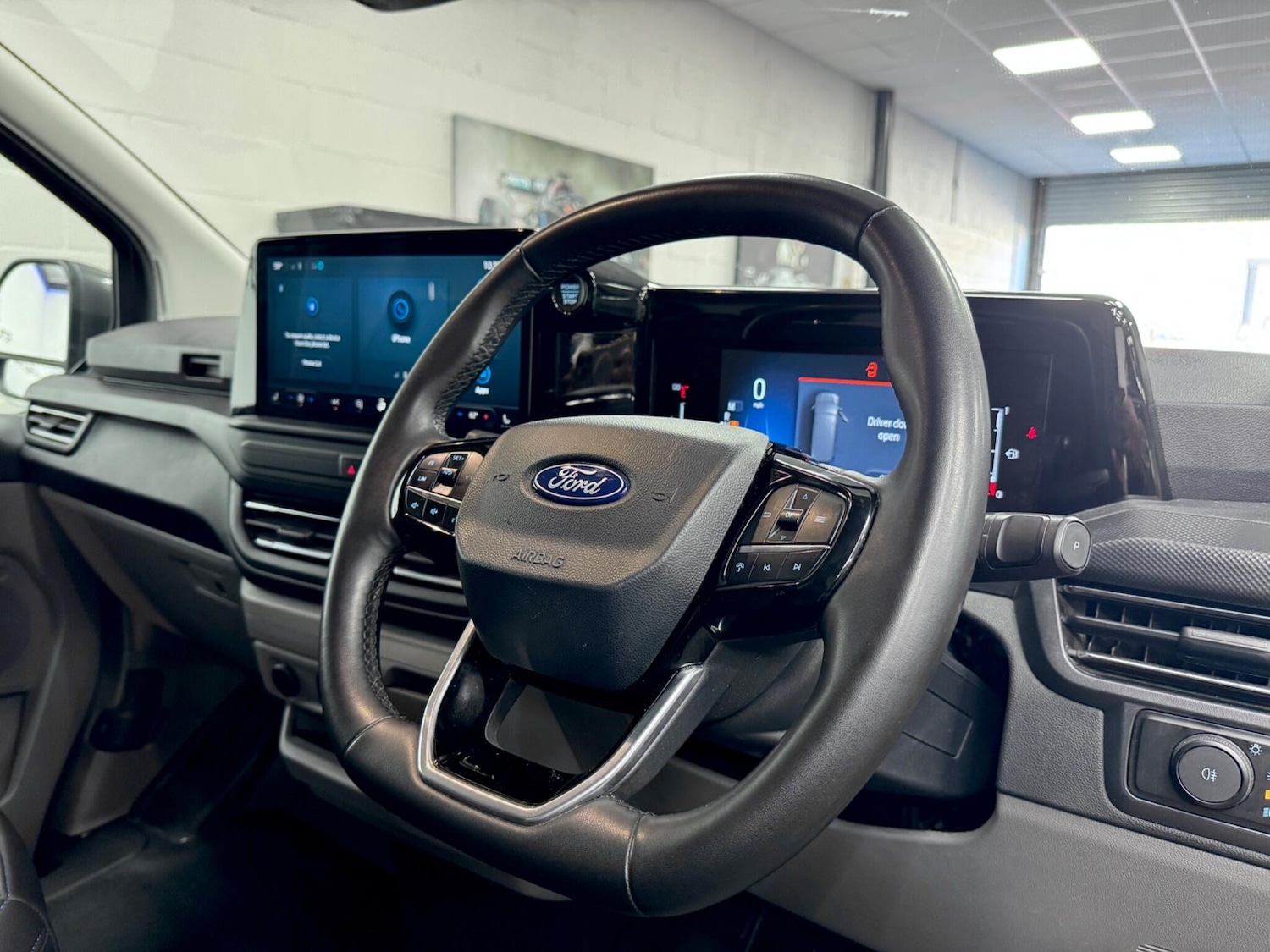 Used Ford Transit Custom 2024 for sale - 77351521: Photo 6