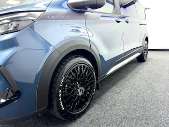 Used Ford Tourneo Custom 2024 for sale - 79634562: Photo