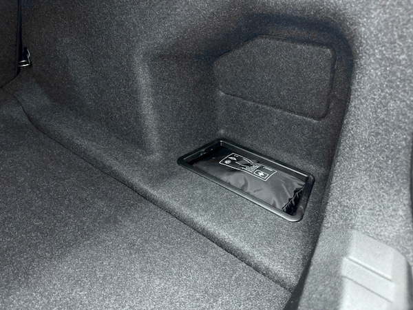 Used BMW 3 Series for sale - 76306344: Photo 40