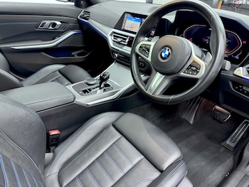 Used BMW 3 Series 2022 for sale - 76306344: Photo