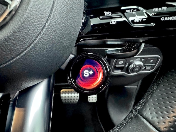 Used Mercedes-Benz GLA 2024 for sale - 76122204: Photo 13
