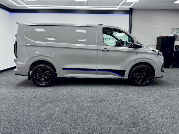 Used Ford Transit Custom 2024 for sale - 75635295: Photo 31