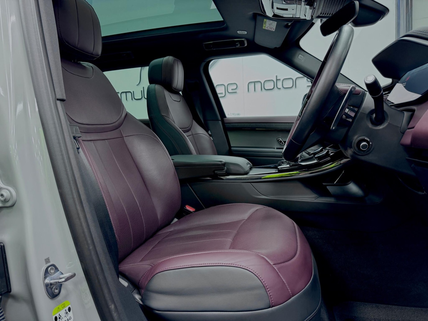 Used Land Rover Range Rover Sport 2023 for sale - 77510495: Photo 3