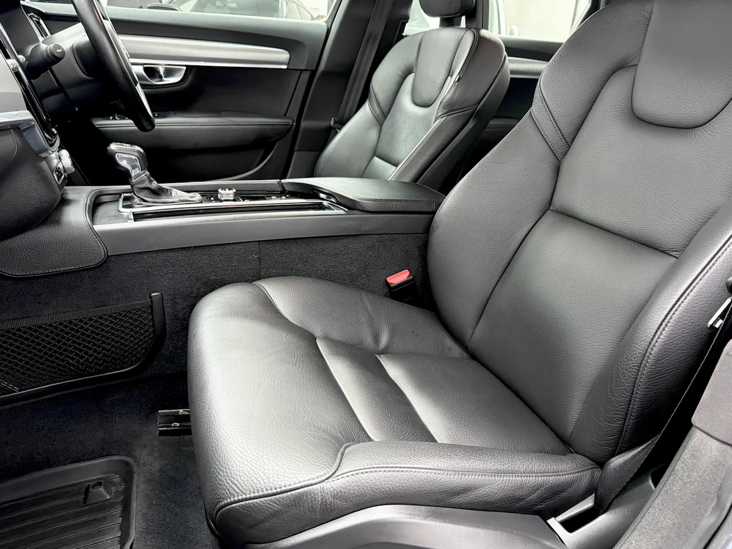 Used Volvo V90 2017 for sale - 76855953: Photo 11