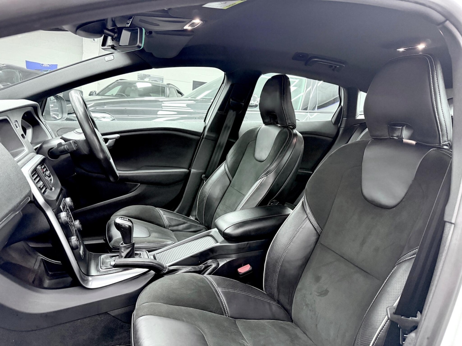 Used Volvo V40 2017 for sale - 77254719: Photo 19