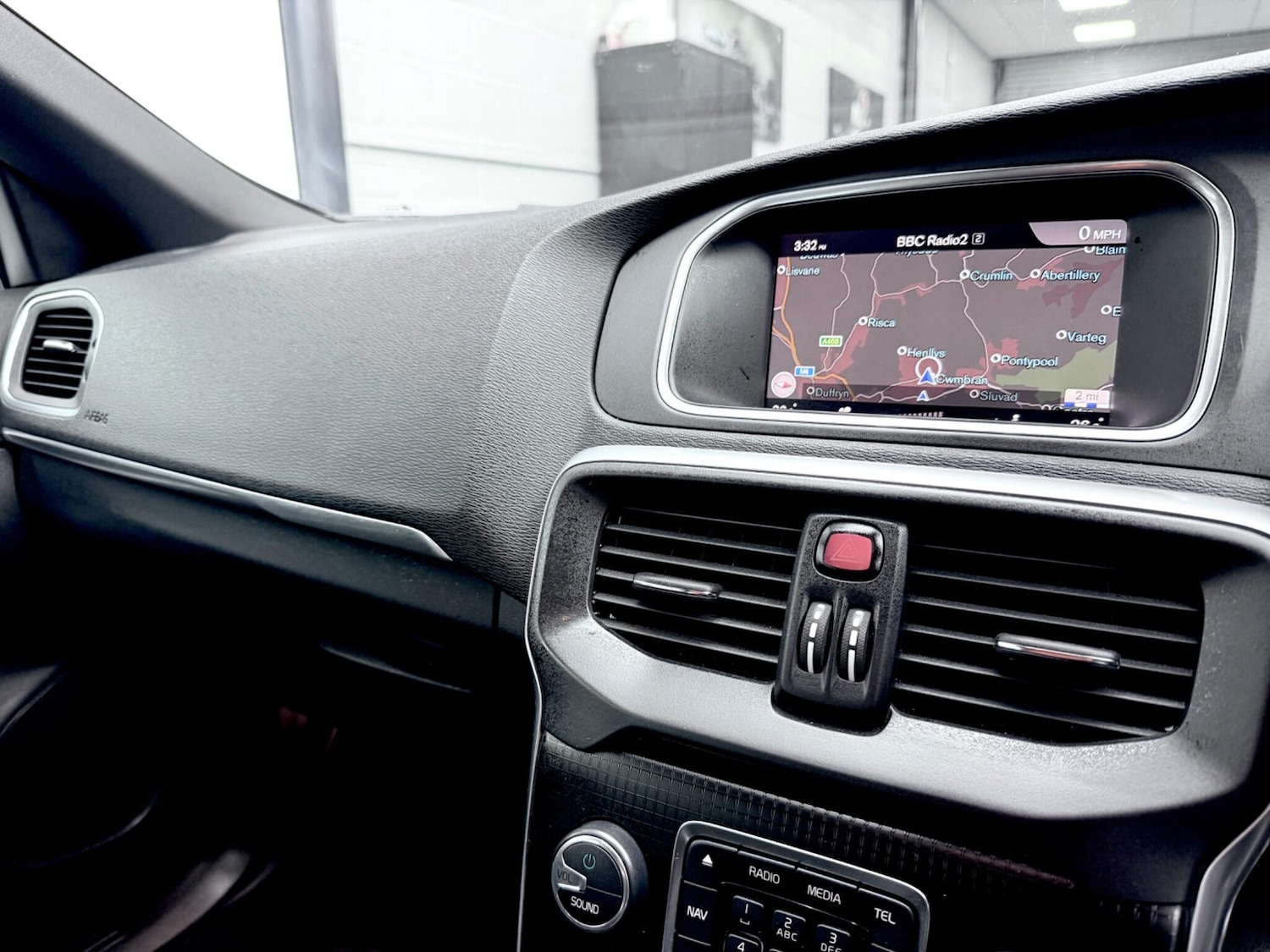 Used Volvo V40 2017 for sale - 77254719: Photo 24