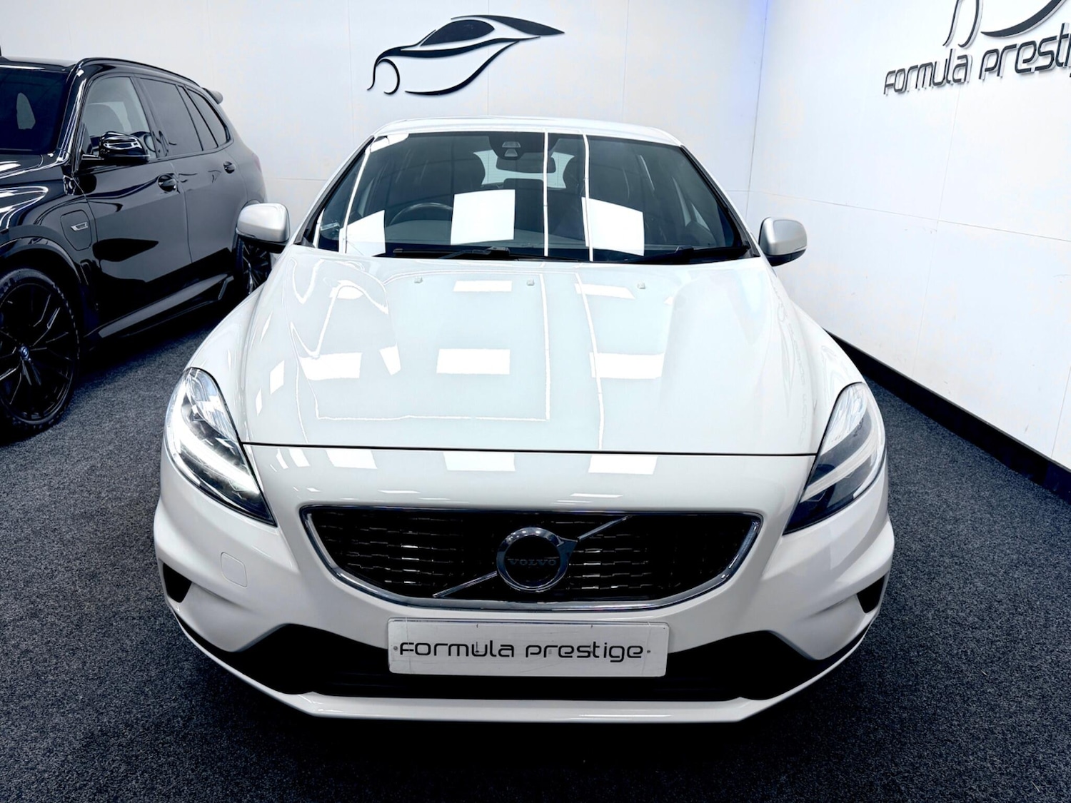 Used Volvo V40 2017 for sale - 77254719: Photo 5