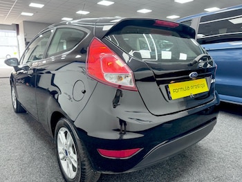 Used Ford Fiesta 2015 for sale - 78231049: Photo