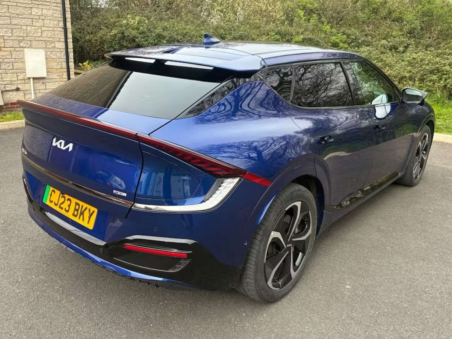 Used Kia EV6 2023 for sale - 78202464: Photo 2