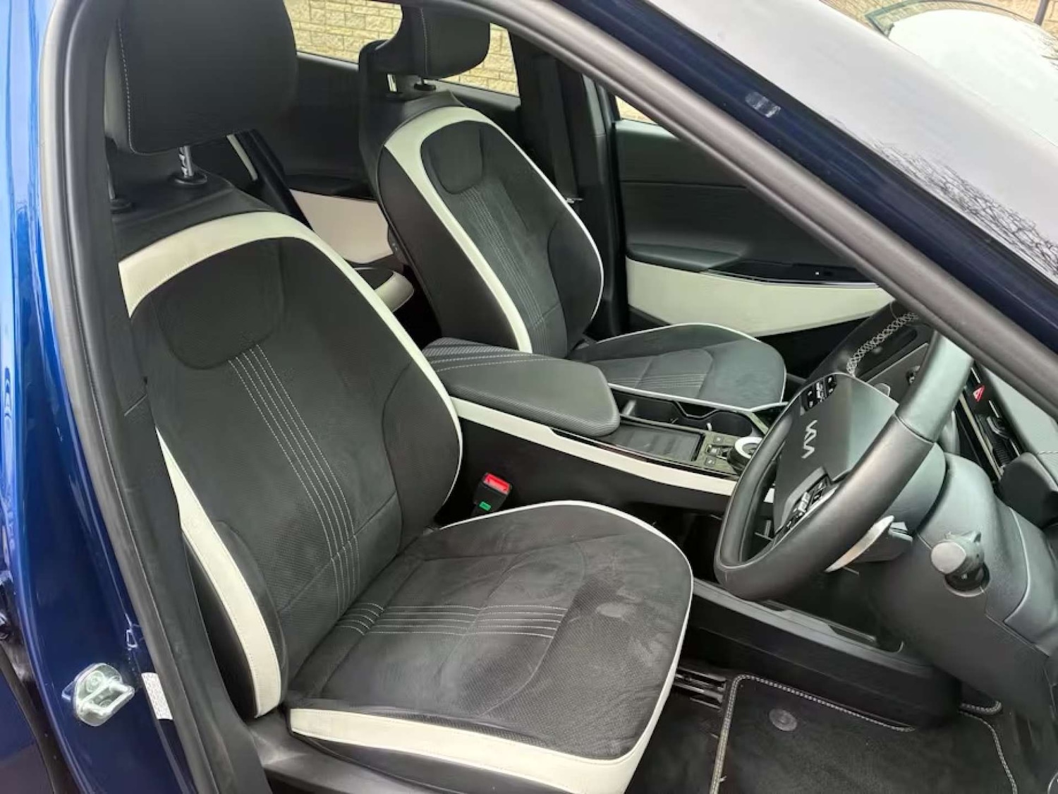 Used Kia EV6 2023 for sale - 78202464: Photo 5