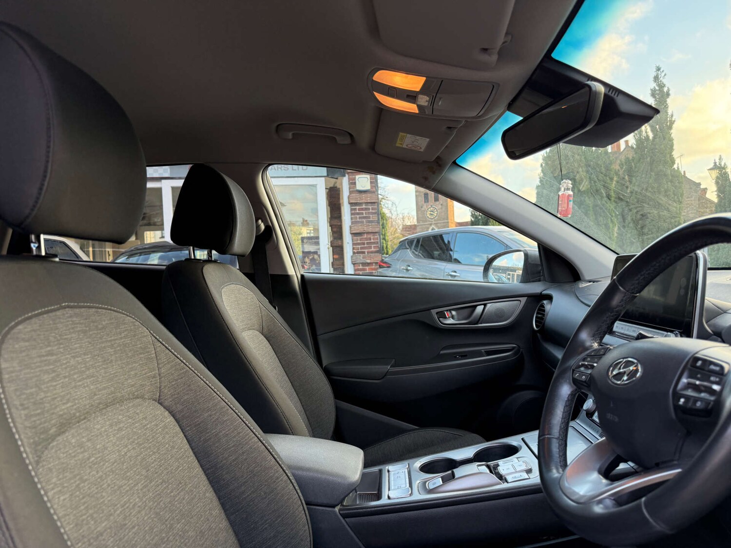 Used Hyundai KONA 2020 for sale - 77704045: Photo 13