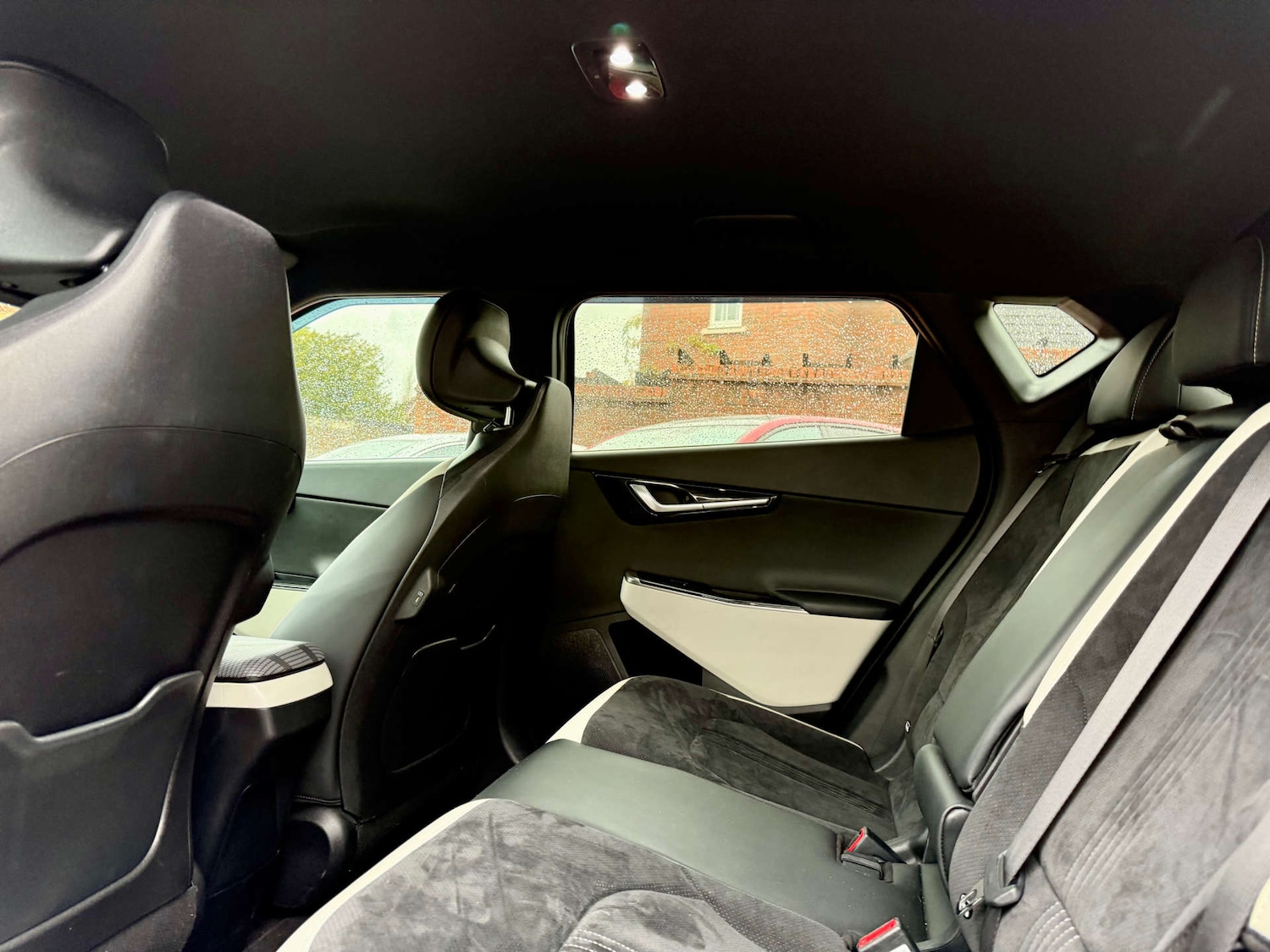 Used Kia EV6 2022 for sale - 76591206: Photo 16