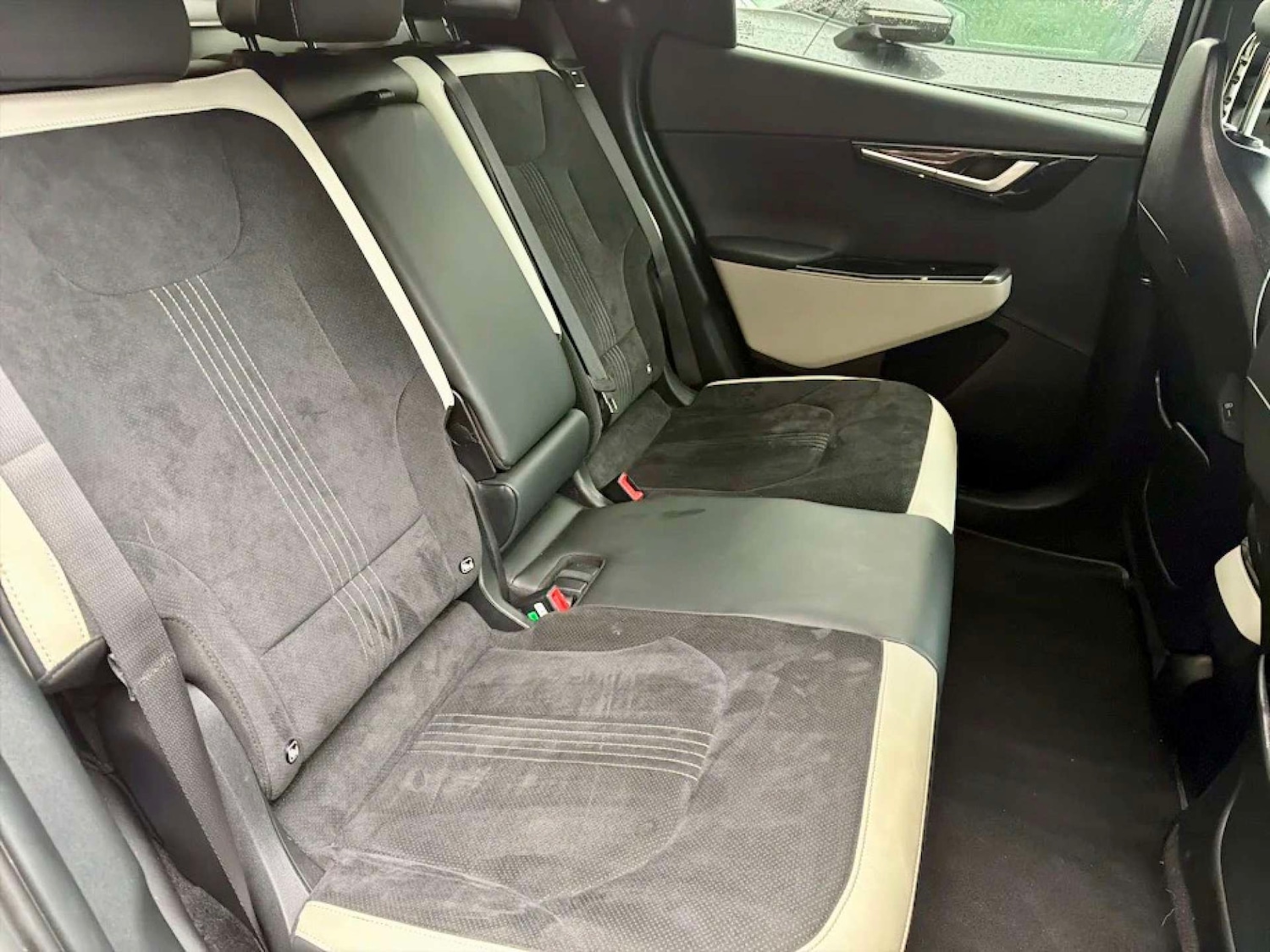 Used Kia EV6 2022 for sale - 76591206: Photo 6