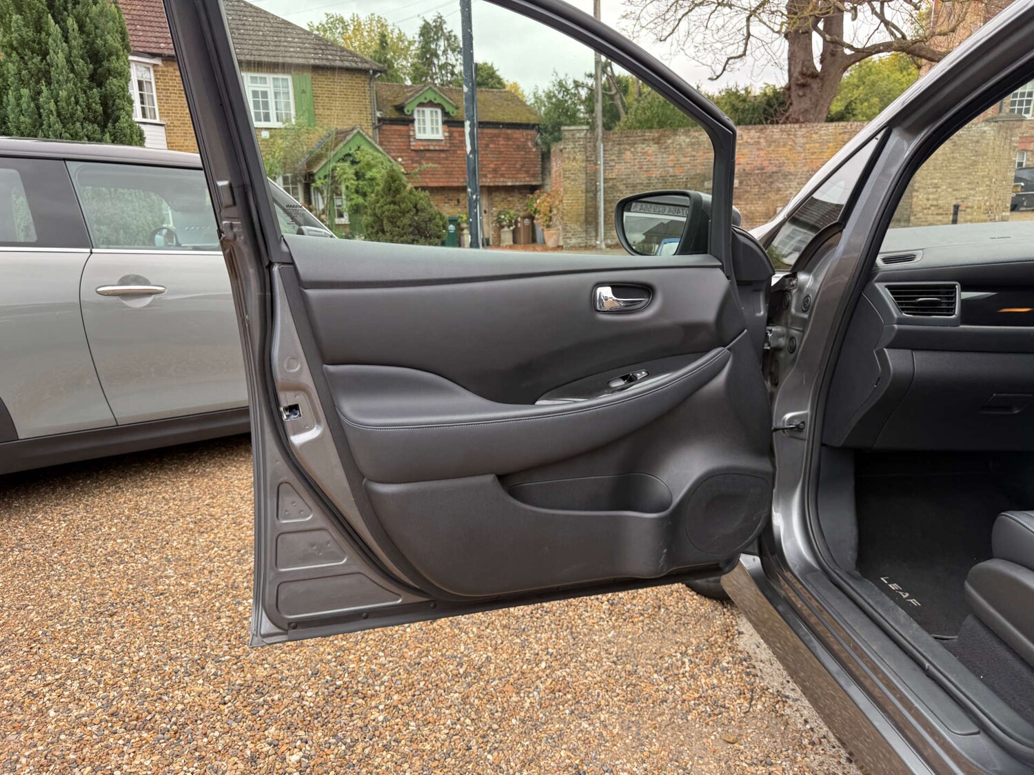 Used Nissan Leaf 2021 for sale - 77765750: Photo 17