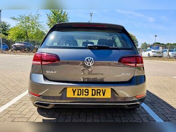Used Volkswagen Golf 2019 for sale - 75944733: Photo