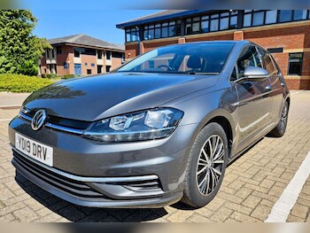 Used Volkswagen Golf 2019 for sale - 75944733: Photo