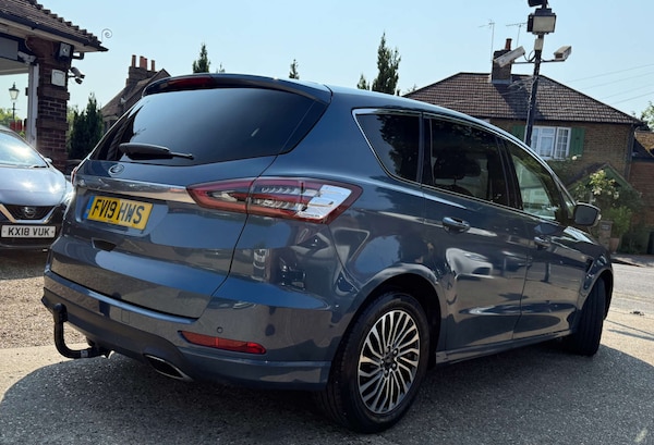 Used Ford S-Max 2019 for sale - 74962209: Photo 3