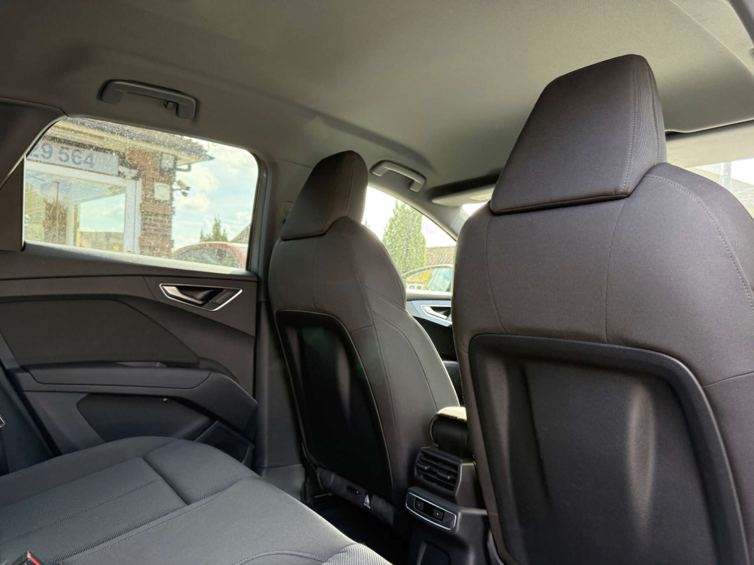 Used Audi Q4 e-tron 2021 for sale - 76367331: Photo 17