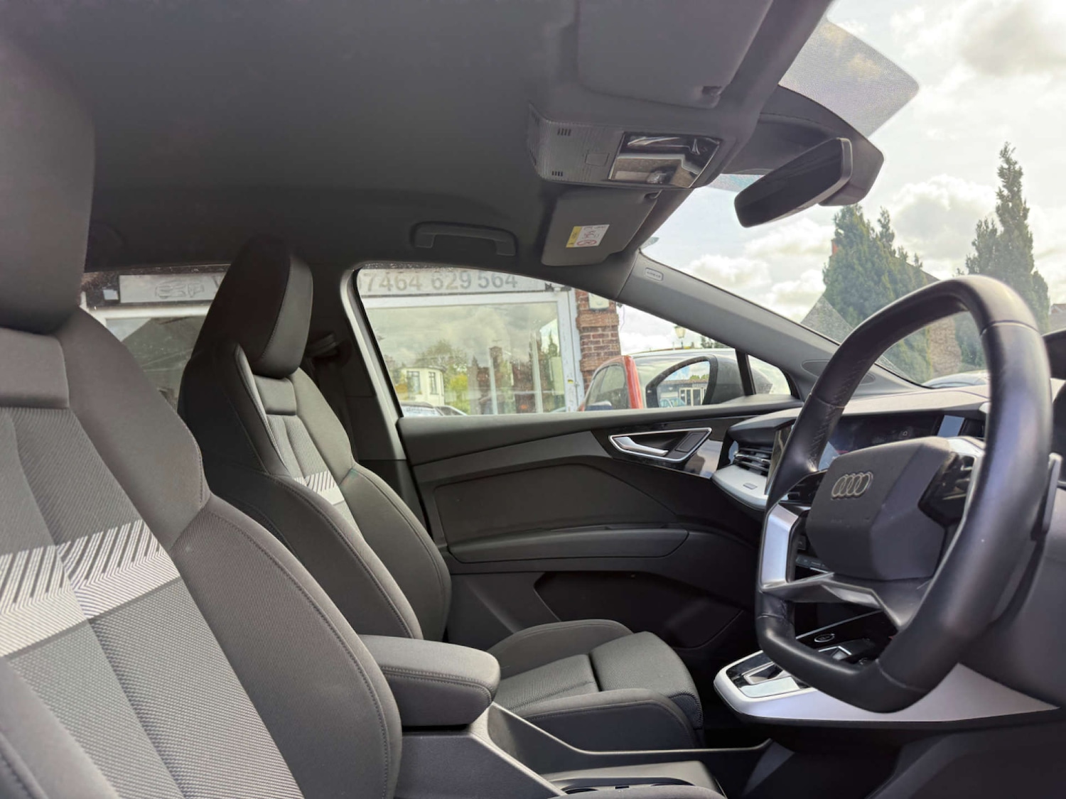 Used Audi Q4 e-tron 2021 for sale - 76367331: Photo 19