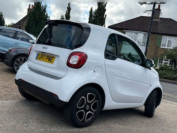 Used smart fortwo 2017 for sale - 75227909: Photo