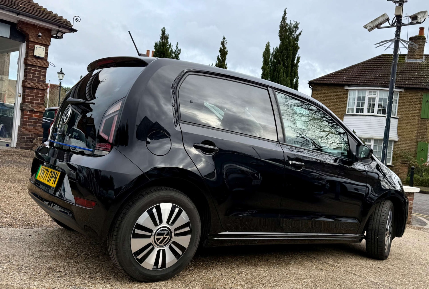 Used Volkswagen up! 2021 for sale - 77704076: Photo 3