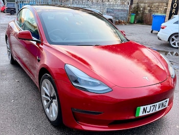 2021 - Model 3 Long Range AWD 4WD 4dr