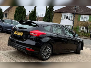 Used Ford Focus 2018 for sale - 78198797: Photo