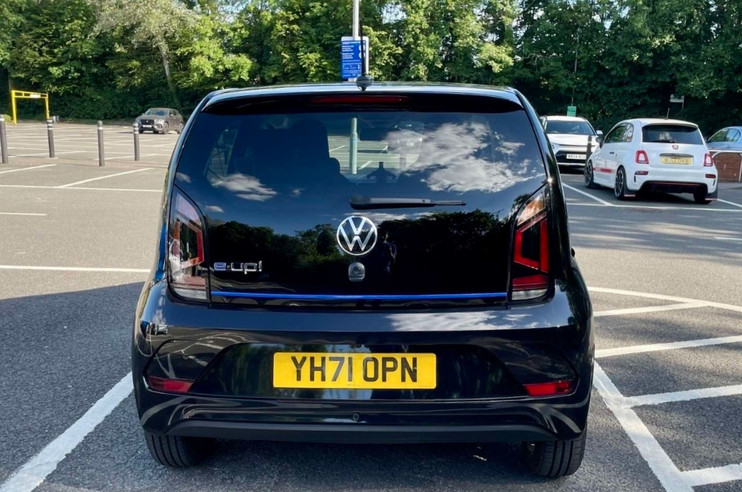 Used Volkswagen up! 2021 for sale - 77211746: Photo 3