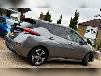 Used Nissan Leaf 2021 for sale - 77891361: Photo