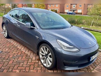 Tesla - Model 3