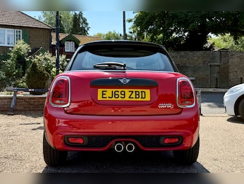 Used MINI Hatch 2019 for sale - 79437388: Photo