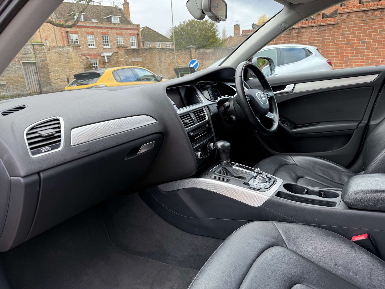 Used Audi A4 2015 for sale - 76614765: Photo 15