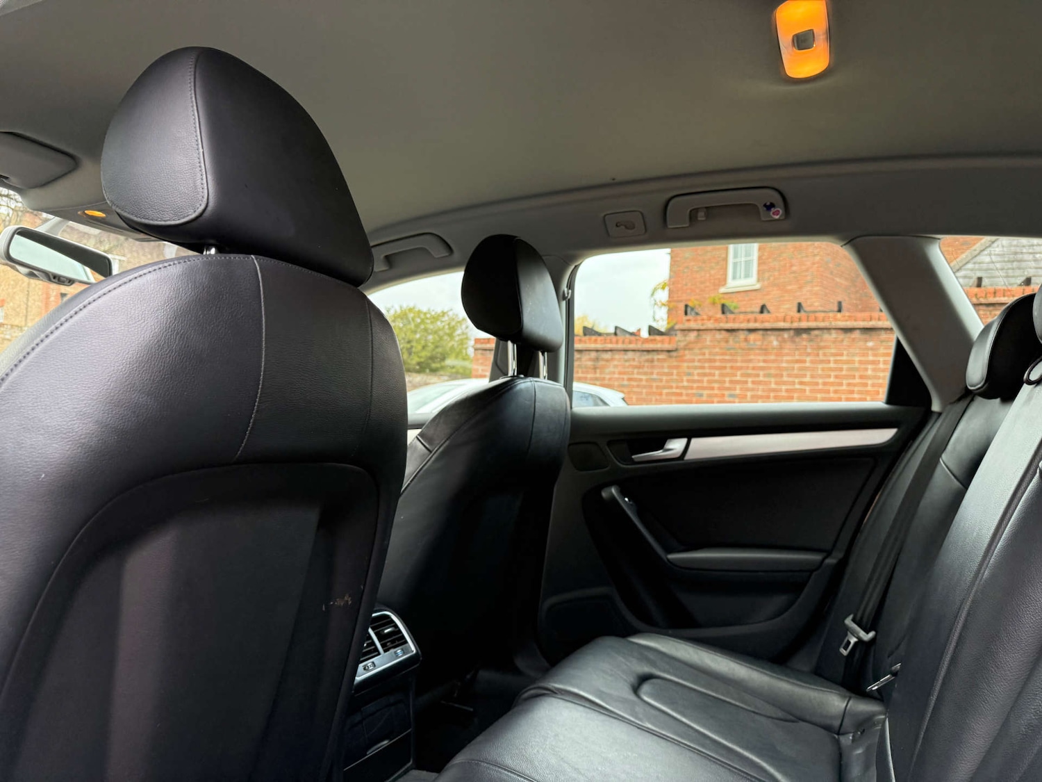 Used Audi A4 2015 for sale - 76614765: Photo 17