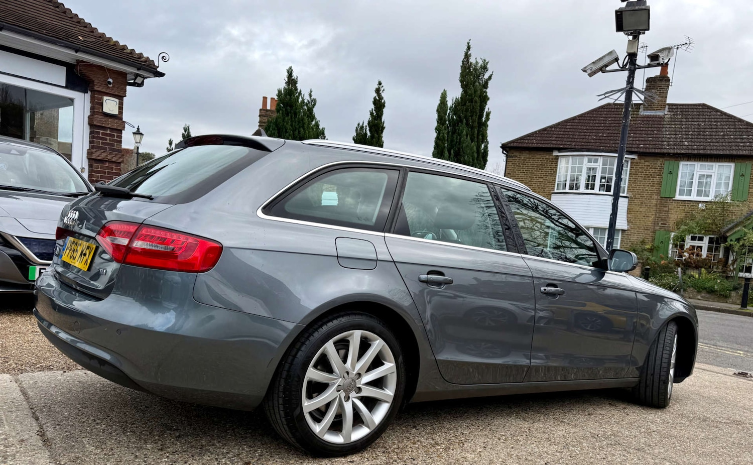 Used Audi A4 2015 for sale - 76614765: Photo 3